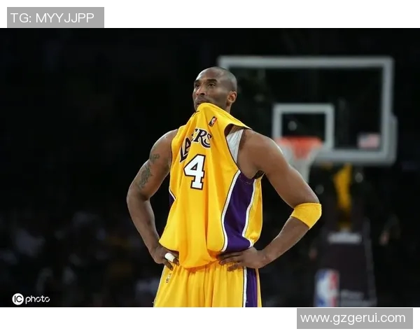 体育传奇：从草根到巅峰的励志之路，见证不朽的英雄精神与荣耀时刻