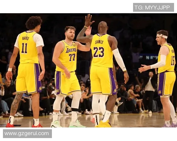 湖人对决爵士精彩赛事回顾CCTV直播盛况尽在四月十四日