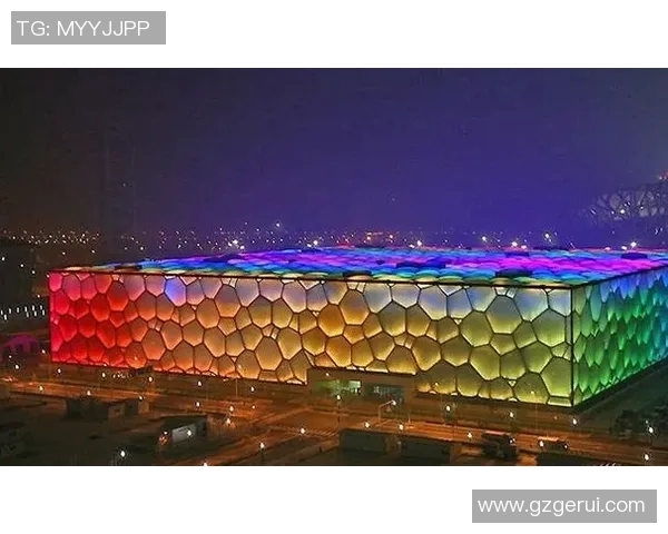 游泳明星的光辉之路：从池塘到奥运的奋斗与荣耀